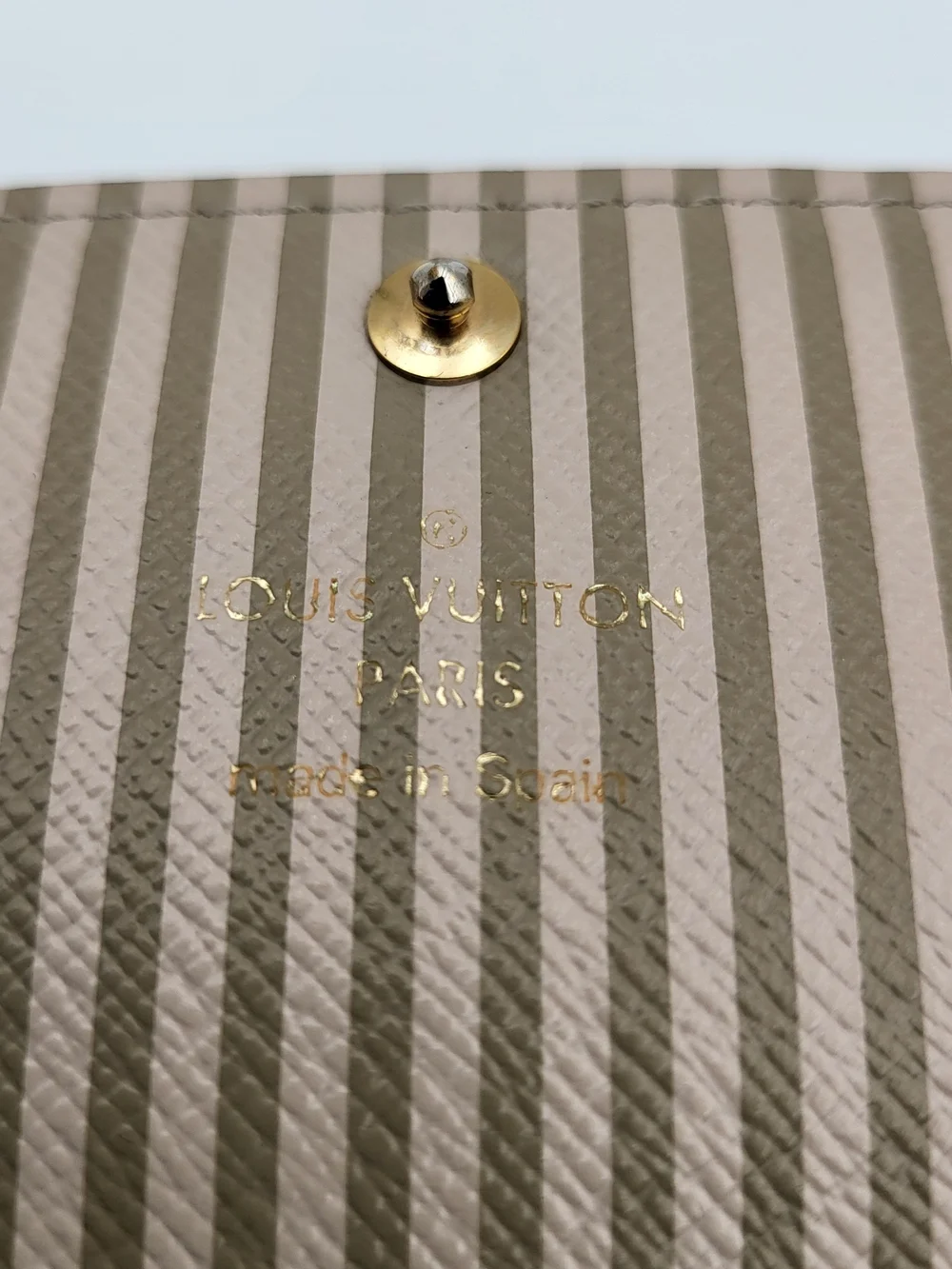 LOUIS VUITTON Limited Edition Damier Canvas Inventeur Trunks & Lock Sarah Wallet